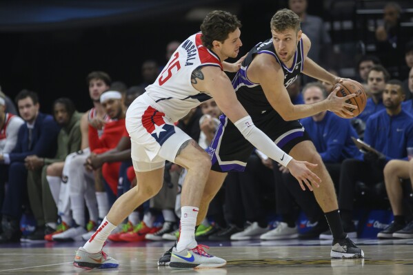 Another triple double for Domantas Sabonis sends Kings past